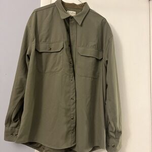Cabela's Mens Long Sleeve Button Down Shirt in Green Size XL Work/Hunting Pocket